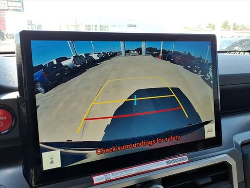 Certified 2025 Toyota Tacoma TRD Sport image 22