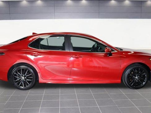 Used 2024 Toyota Camry SE w/ Cold Weather Package image 8