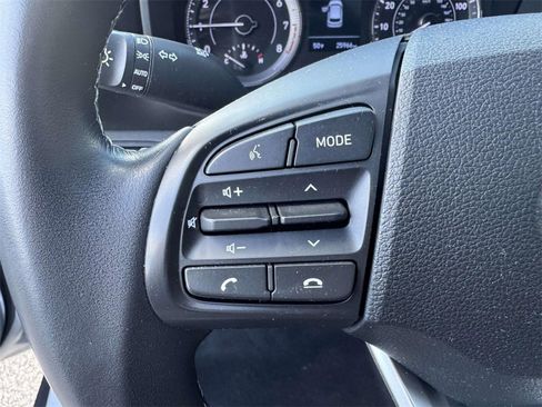 Used 2022 Hyundai Venue SEL w/ Cargo Package image 18