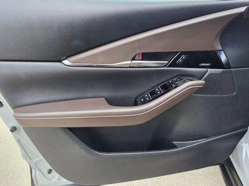 Certified 2025 MAZDA CX-30 AWD 2.5 S w/ Premium Package image 18