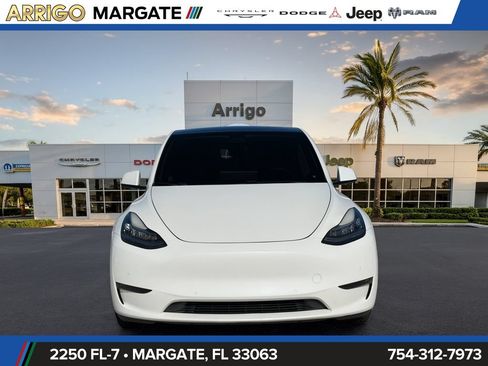 Used 2020 Tesla Model Y Long Range AWD/4WD image 2