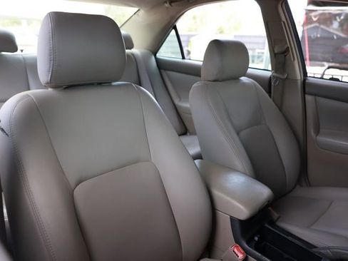 Used 2006 Toyota Camry LE image 19