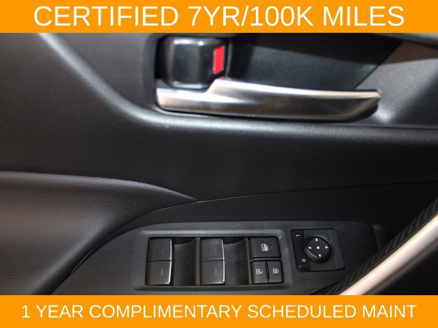 Used 2025 Toyota RAV4 XLE AWD/4WD image 17