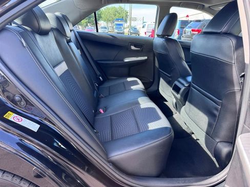 Used 2012 Toyota Camry SE FWD image 42