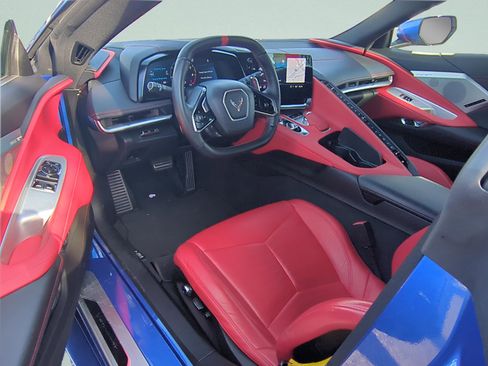 Used 2021 Chevrolet Corvette Stingray Preferred Cpe w/ 2LT image 12