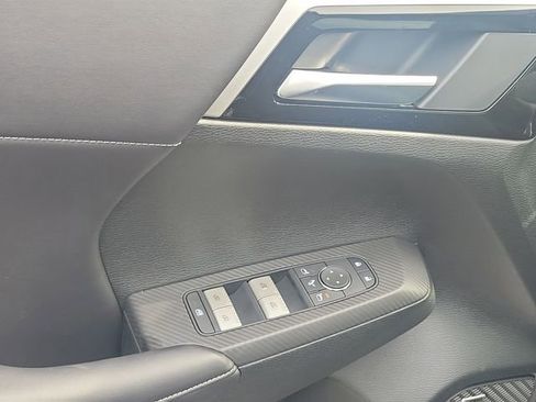 New 2026 Mitsubishi Outlander SE image 23