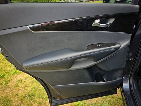 Used 2019 Kia Sorento EX AWD/4WD image 29