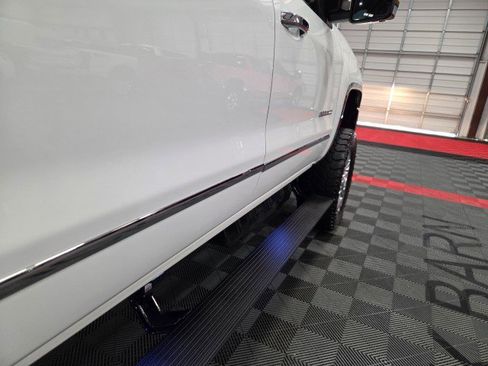 Used 2019 Chevrolet Silverado 2500 LTZ w/ Duramax Plus Package AWD/4WD image 39
