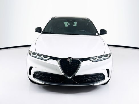 Used 2024 Alfa Romeo Tonale Ti w/ Active Assist Package AWD/4WD image 2