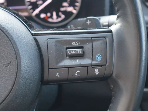 Used 2023 Nissan Rogue SV w/ SV Premium B Package FWD image 14