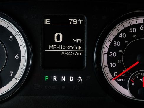 Used 2021 RAM 1500 Classic SLT image 16