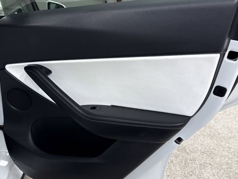 Used 2021 Tesla Model Y Performance image 25