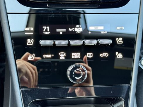 New 2026 Porsche Cayenne S image 25