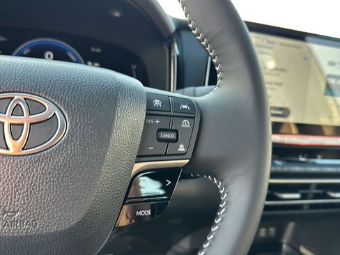 New 2026 Toyota Camry SE image 19