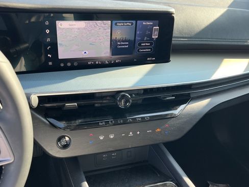 Used 2025 Nissan Murano SL AWD/4WD image 8