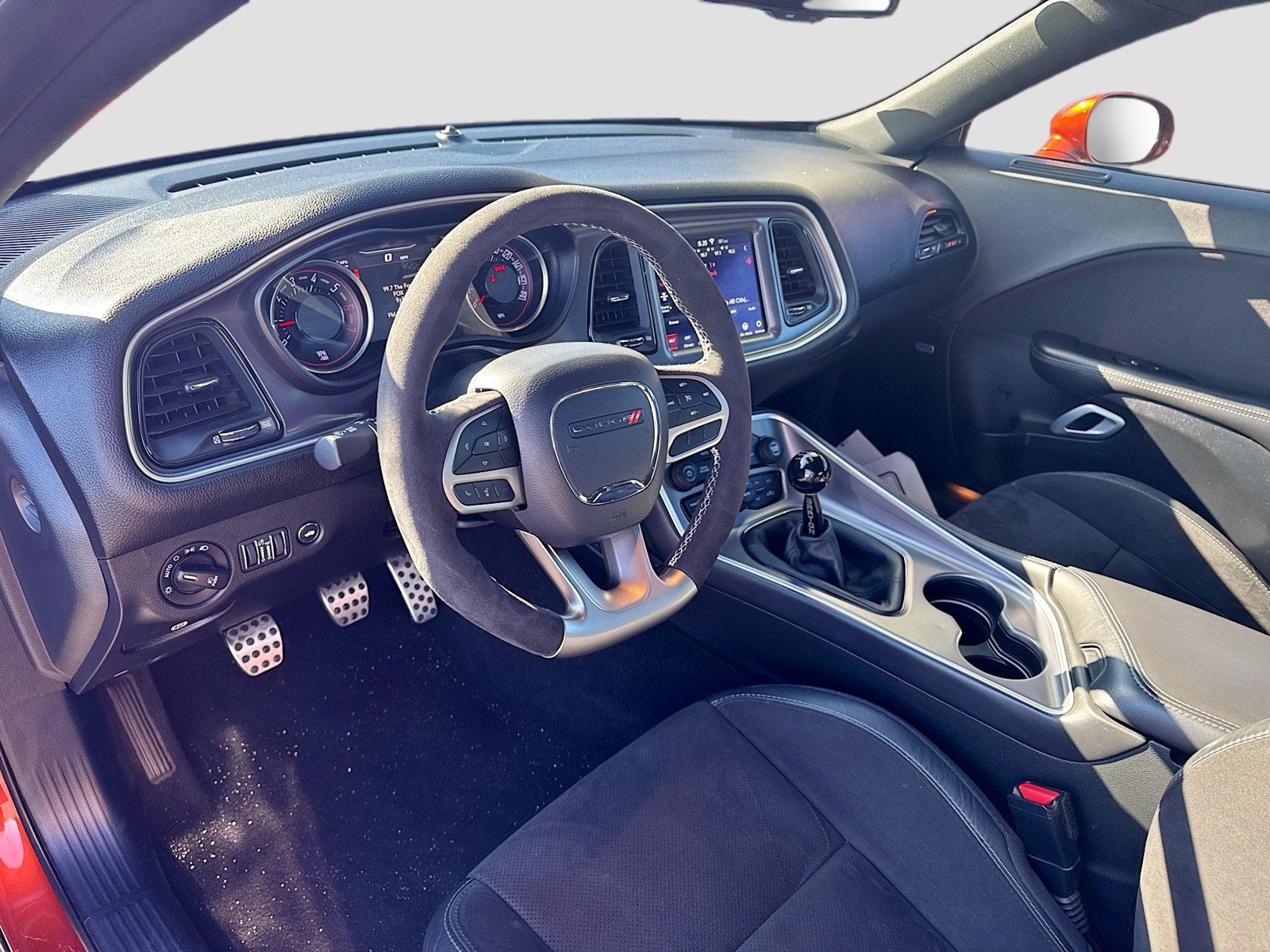 Used 2020 Dodge Challenger R/T Scat Pack RWD image 9