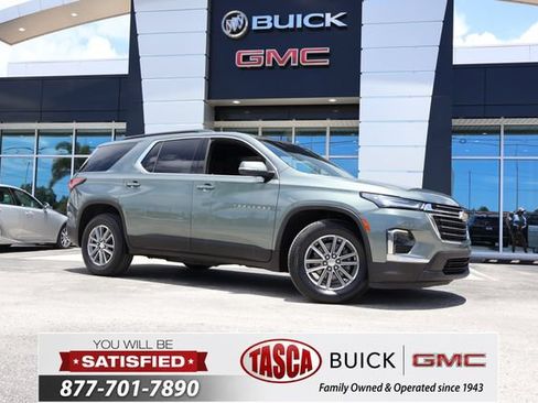 Used 2022 Chevrolet Traverse LT FWD image 1