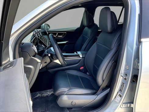 Used 2023 Mercedes-Benz GLC 300 4MATIC image 27