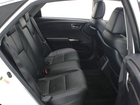 Used 2016 Toyota Avalon Touring image 43