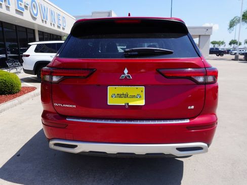 Used 2024 Mitsubishi Outlander SE FWD image 5
