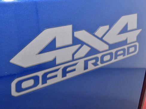 Used 2017 RAM 2500 Tradesman w/ Chrome Appearance Group image 23