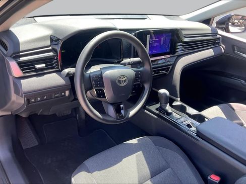 Used 2026 Toyota Camry LE FWD image 17