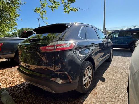 Used 2023 Ford Edge SEL w/ Convenience Package AWD/4WD image 8