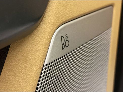 Used 2022 Ford F150 Lariat w/ Equipment Group 502A High image 19