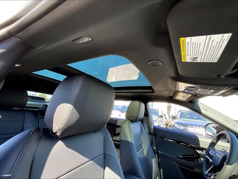 New 2026 Land Rover Range Rover Evoque Dynamic SE image 28