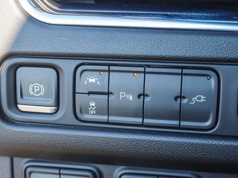 Certified 2022 Chevrolet Suburban LS image 48