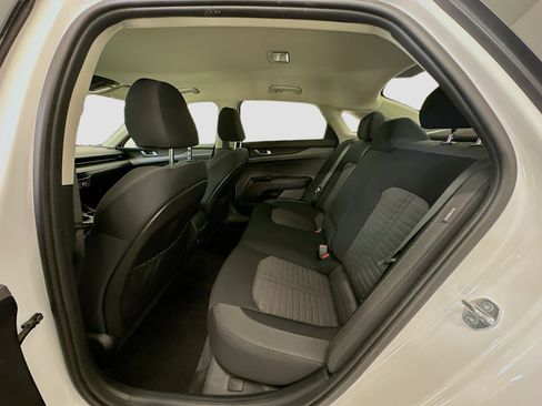 Used 2025 Kia K5 LXS image 28