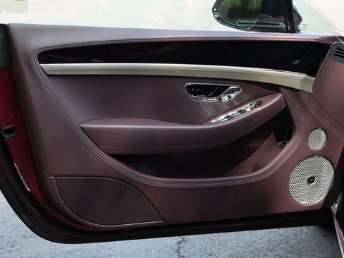 Used 2024 Bentley Continental GT S image 43