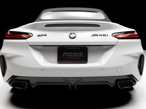 Used 2025 BMW Z4 M40i w/ Edition image 38
