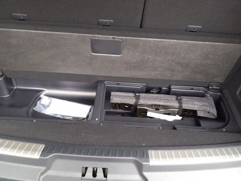 Certified 2024 Lincoln Navigator Reserve image 8