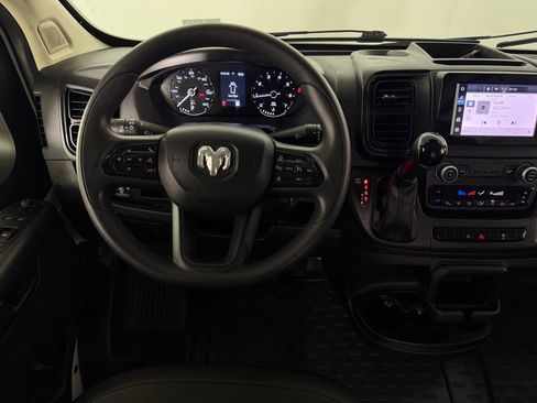 Used 2025 RAM ProMaster 2500 w/ Convenience Group FWD image 13