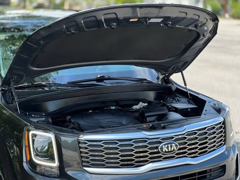 Used 2020 Kia Telluride EX FWD image 47