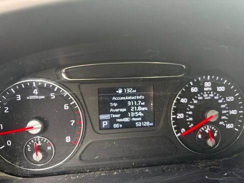Used 2020 Kia Sorento LX AWD/4WD image 15