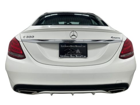 Used 2015 Mercedes-Benz C 300 4MATIC Sedan image 5