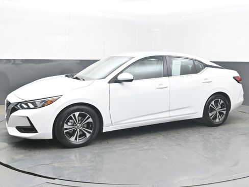 Used 2023 Nissan Sentra SV image 4