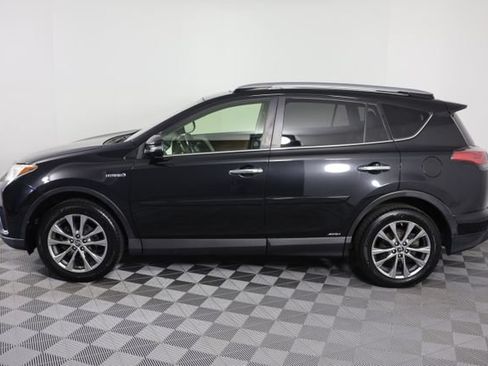 Used 2017 Toyota RAV4 Limited w/ Advanced Technology Package AWD/4WD image 5