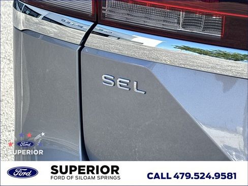 Used 2025 Volkswagen Atlas SEL AWD/4WD image 5