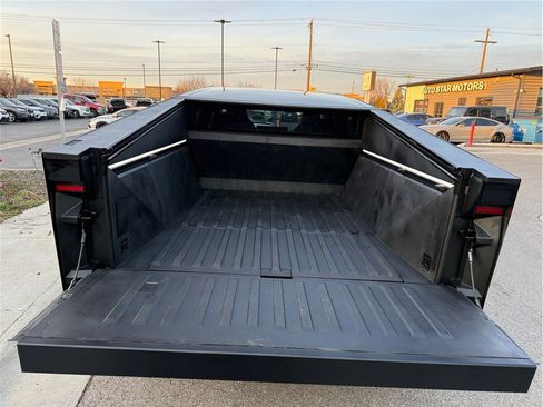 Used 2024 Tesla Cybertruck Cyberbeast image 44