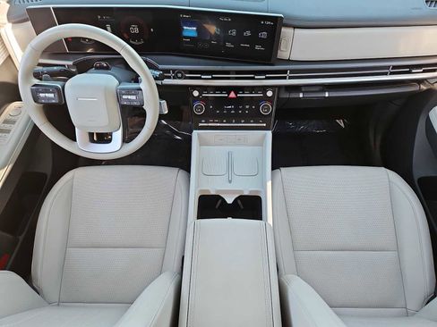 Used 2024 Hyundai Santa Fe SEL image 15