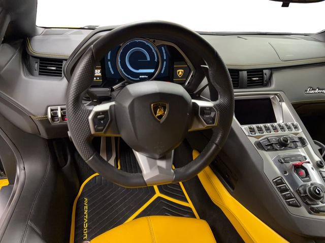 Used 2013 Lamborghini Aventador LP 700-4 AWD/4WD image 9