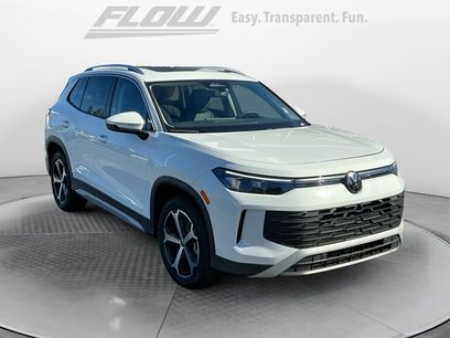 New 2025 Volkswagen Tiguan SE