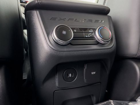 New 2026 Ford Explorer Active w/ Active Comfort Package image 67