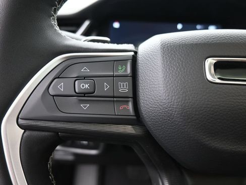 New 2025 Jeep Grand Cherokee Laredo X w/ Luxury Tech Group I RWD image 28