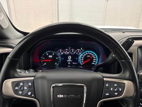 Used 2017 GMC Sierra 2500 Denali w/ Duramax Plus Package AWD/4WD image 13