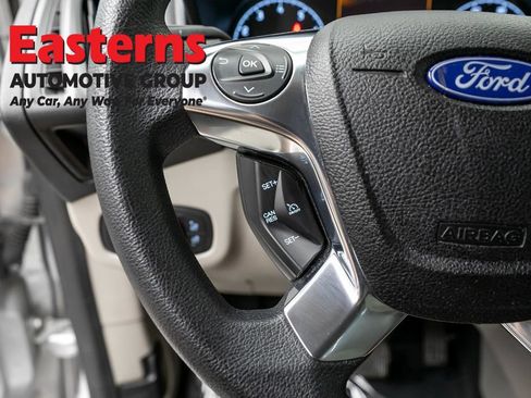 Used 2022 Ford Transit Connect XLT FWD image 14