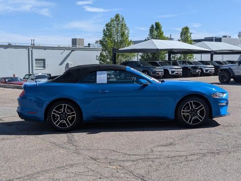 Used 2020 Ford Mustang Premium image 4